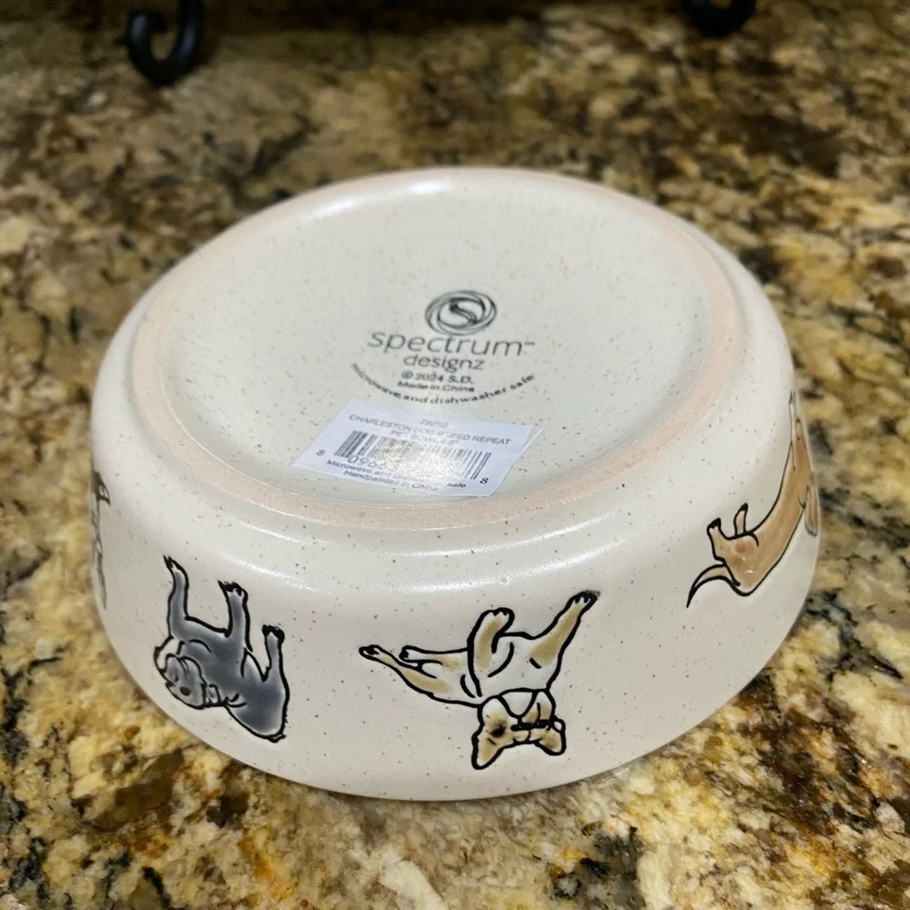Spectrum Designz speckled 5” pet bowl - Charleston’s Dog Breed - Fabulou! NEW